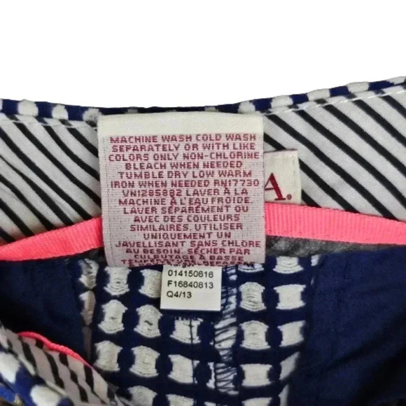 Merona Blue Polka Dot Shorts Size 4 Cuffed Cotton Blend Summer Casual - Picture 6 of 13